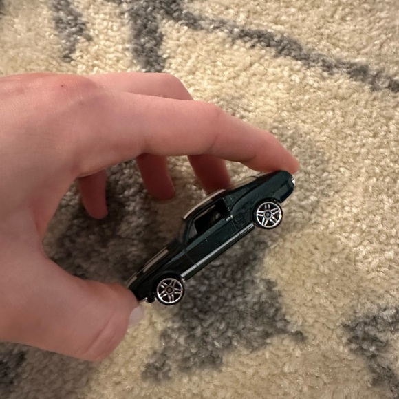 Fast & Furious Race Cars in 1:64 Scale with Exclusive Decos - Picture 13 of 16